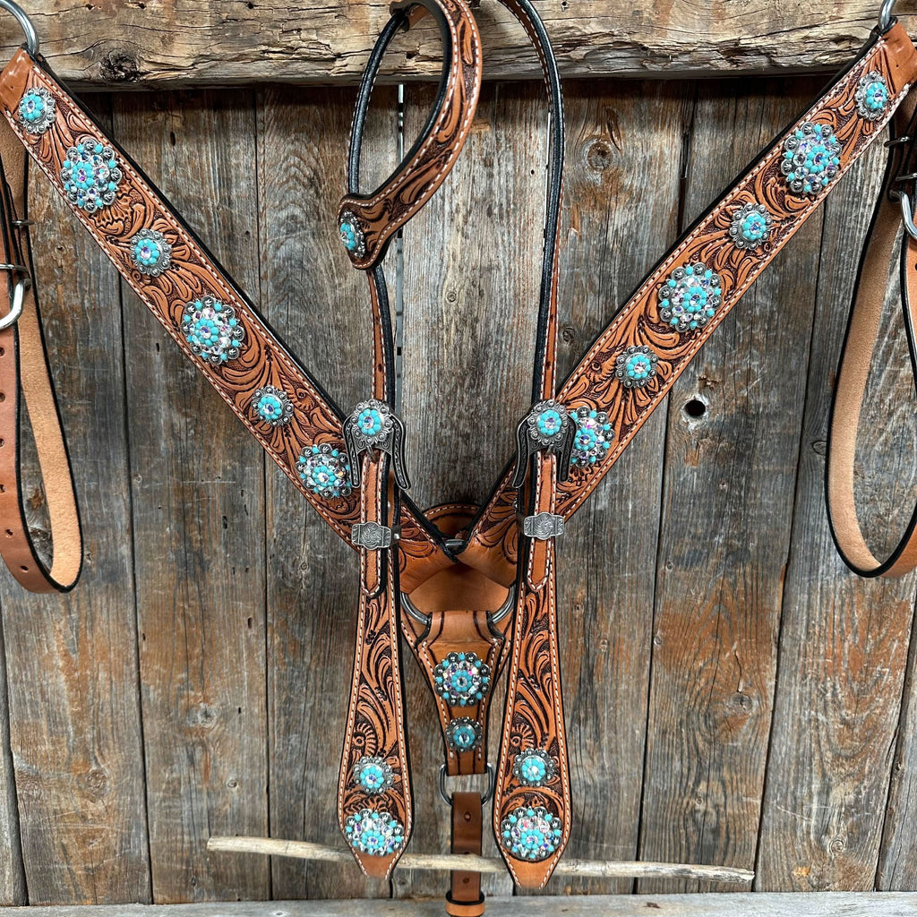 Light Oil Buckaroo Roper Turquoise and AB One Ear & Breastcollar Tack Set #OEBC559