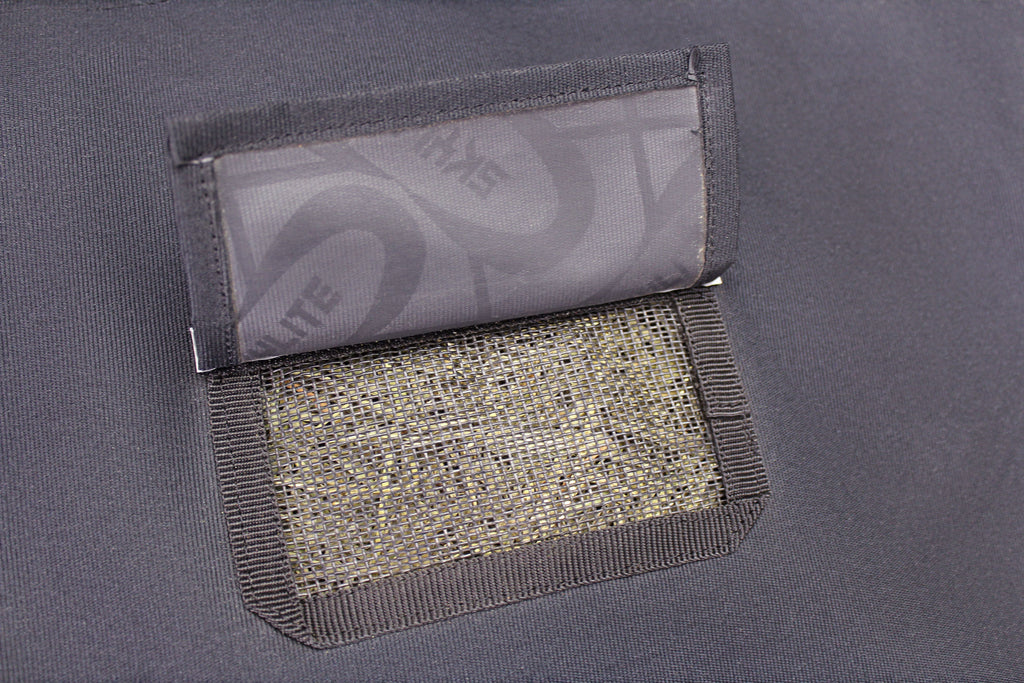 Paris Tack Patented Hay Bale Bag 1200D Waterproof with Mesh Ventilation Windows and Cactus Leather Accents