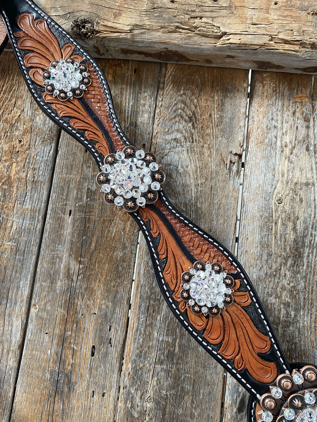 Leaf Scalloped Clear One Ear & Breastcollar #OEBC424