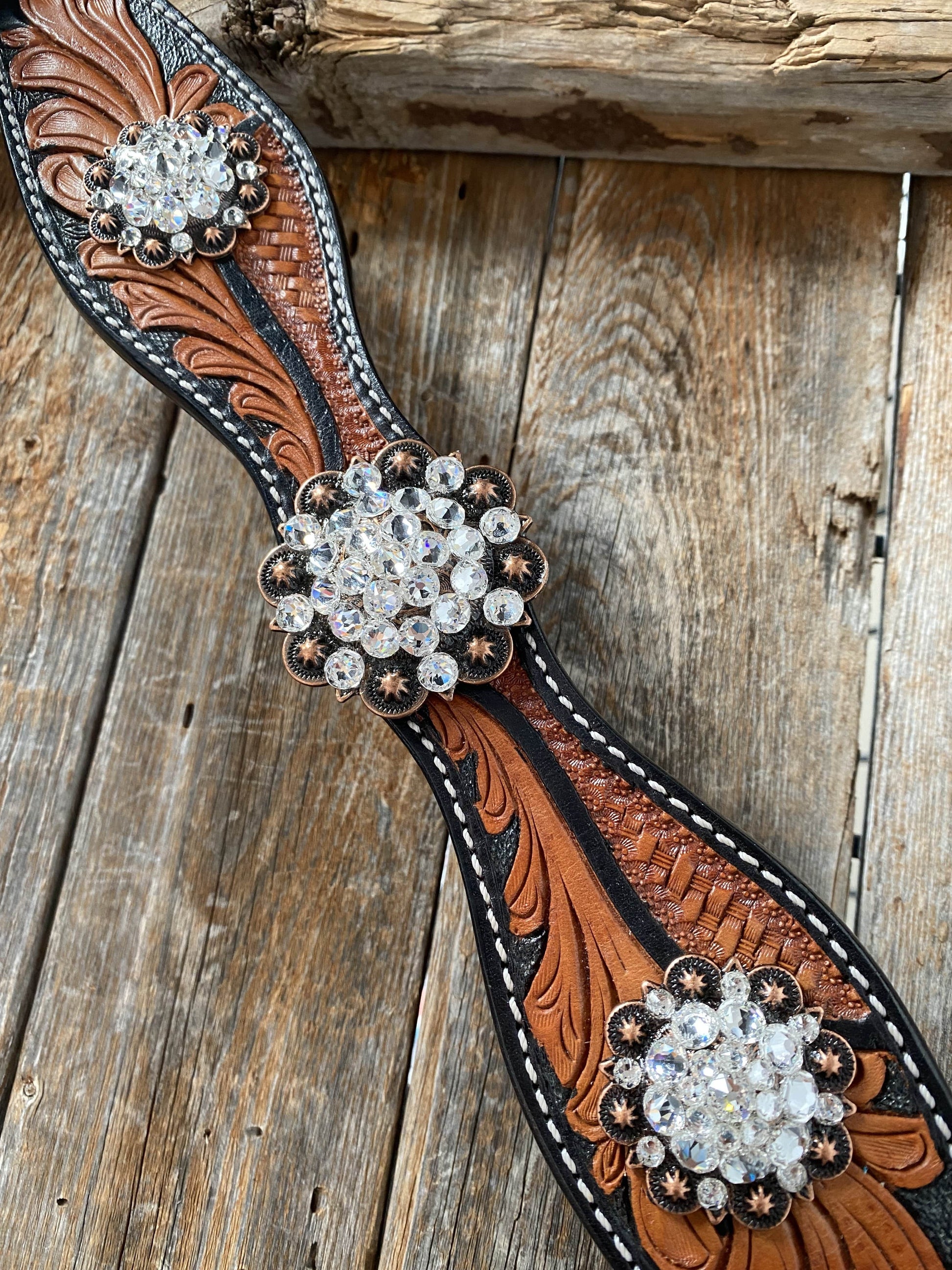 Leaf Scalloped Clear One Ear & Breastcollar #OEBC424