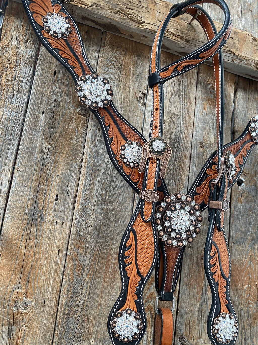 Leaf Scalloped Clear One Ear & Breastcollar #OEBC424