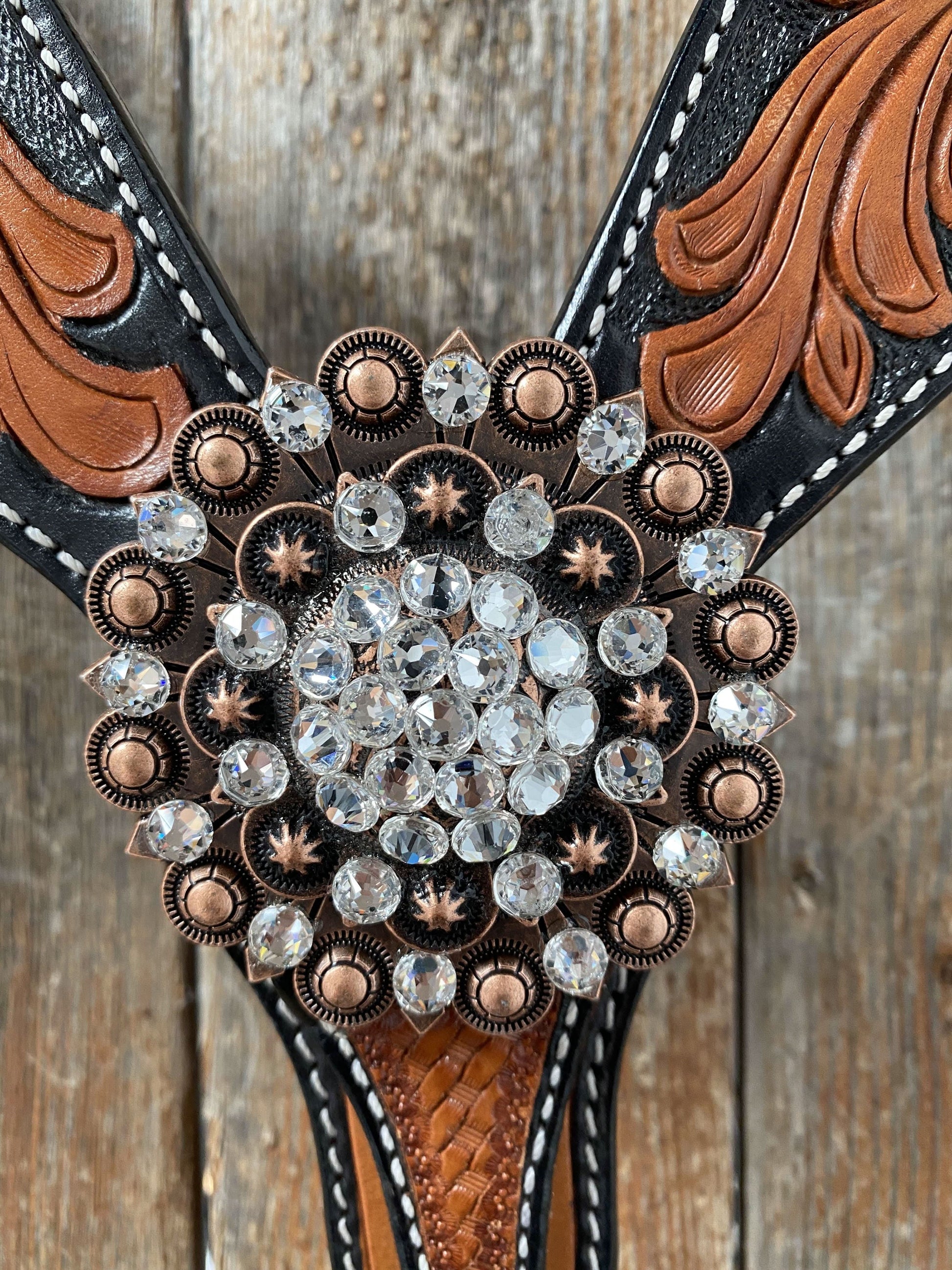 Leaf Scalloped Clear One Ear & Breastcollar #OEBC424