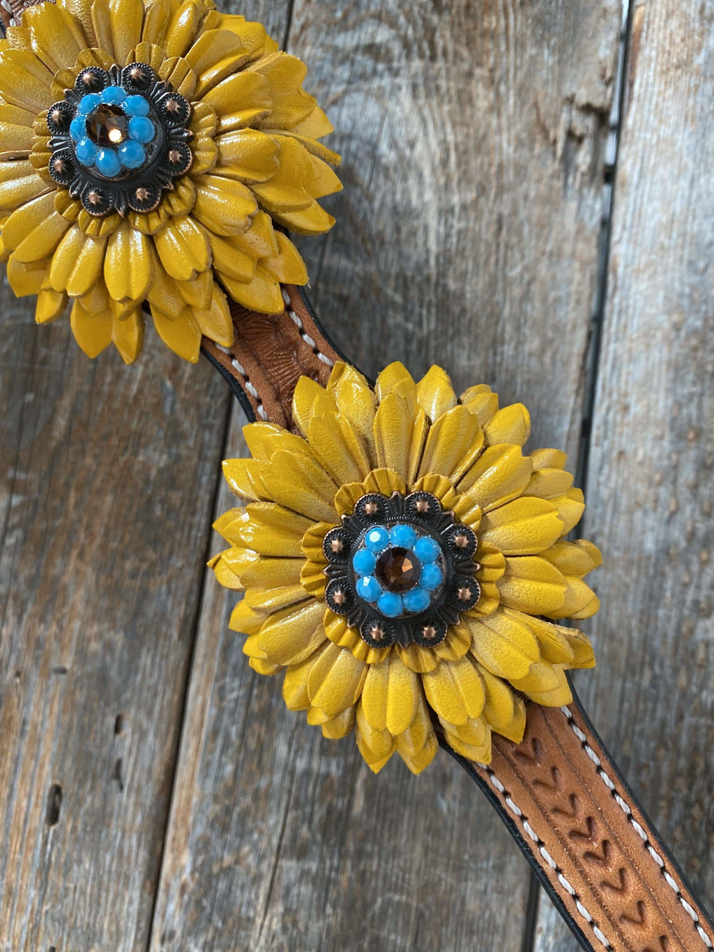 One Ear & Breastcollar -Yellow Daisy #OEBC422