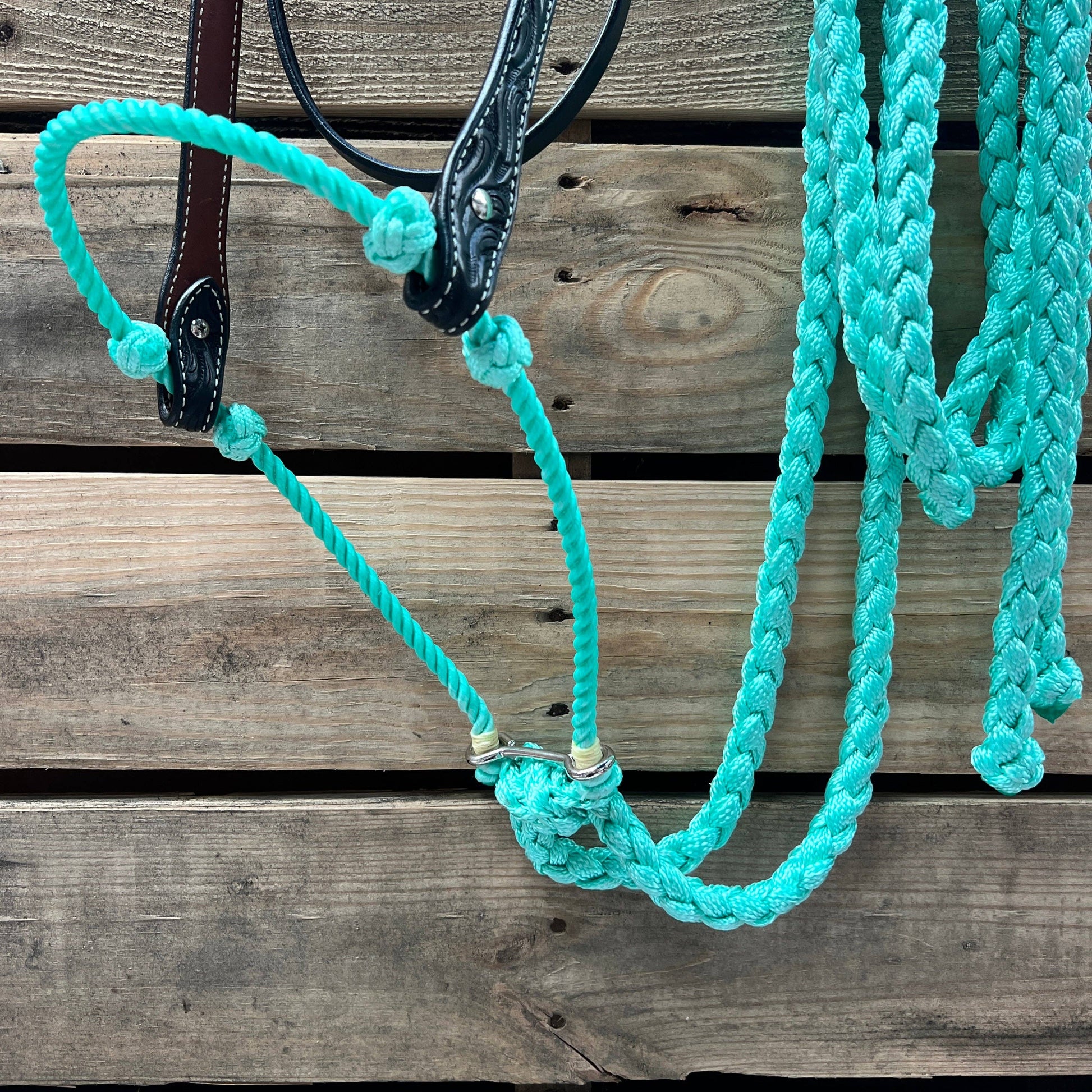Black Floral V-Brow Seafoam Loping Hackamore