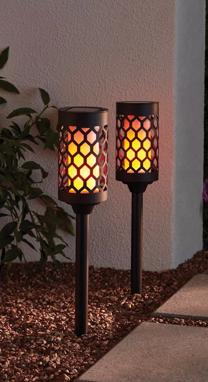 High End Solar Pathway Torch Lights 2-Pack – 20 Lumen, Flickering Flame, Die-Cast Aluminum & Glass