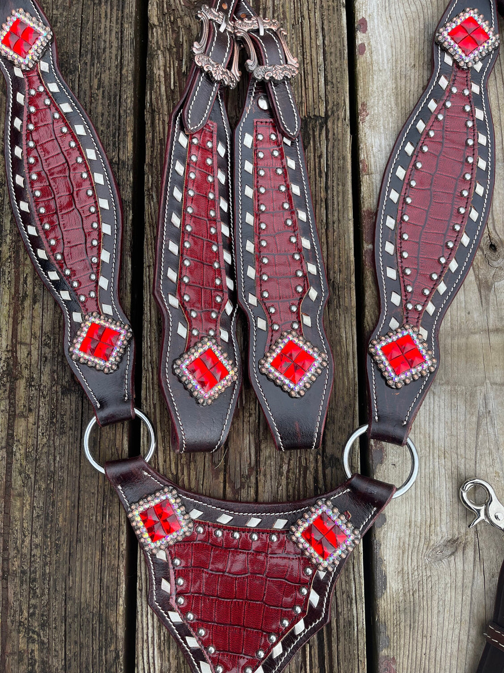 Western Horse Tack Set Dark Red accents Headstall Breastcollar (BHT047)
