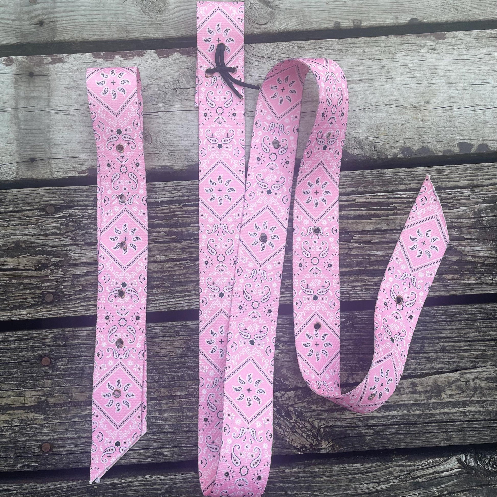 Latigo & Off Billet Set - Pink Bandana Print