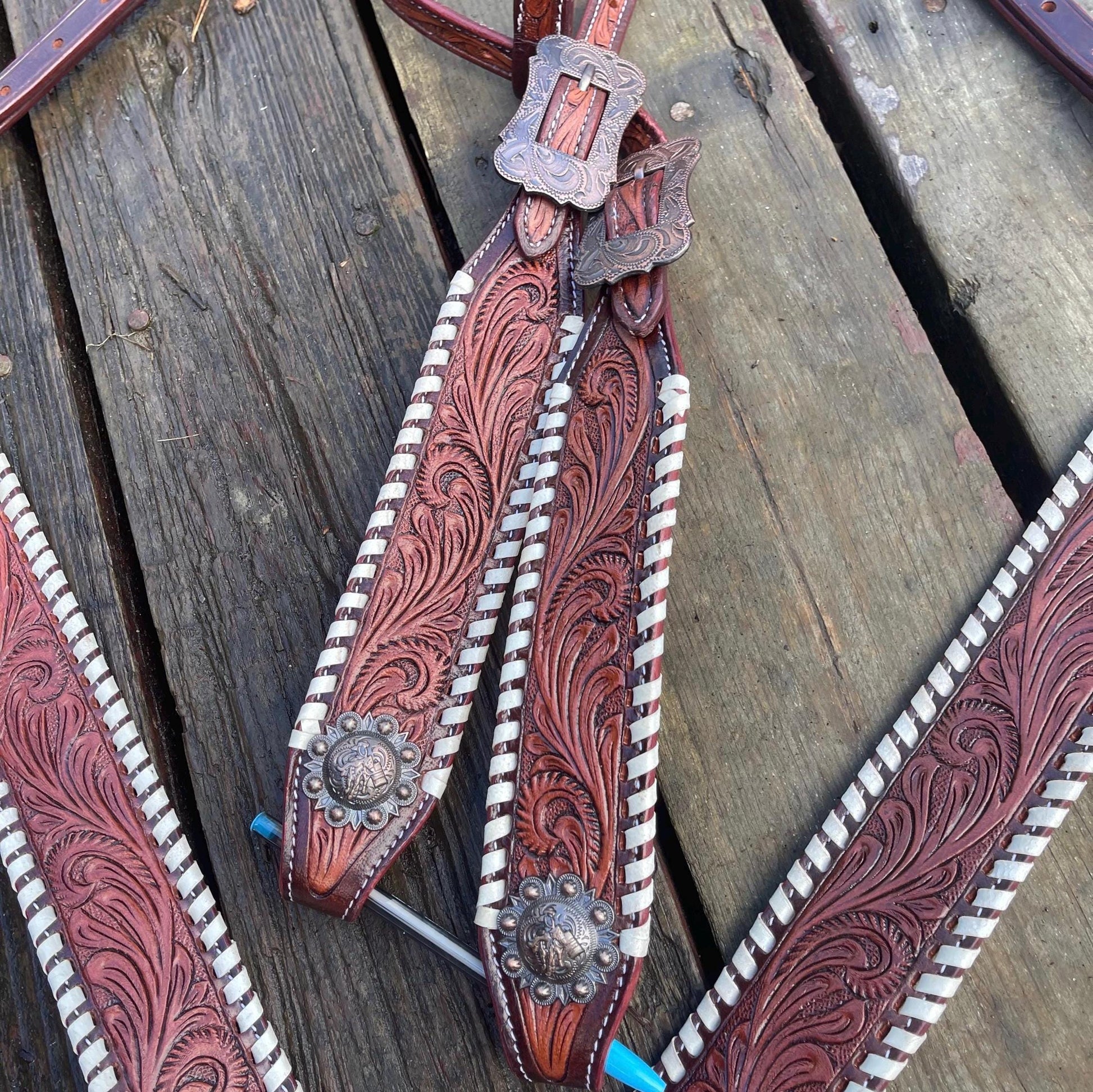 Made to Order| Buck stitch Western Tack Set| Barrel racing tack| headstall