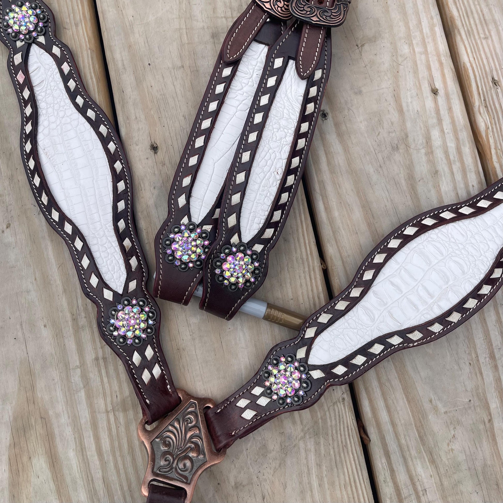 White one ear western tack set Headstall breast collar (BHT040)