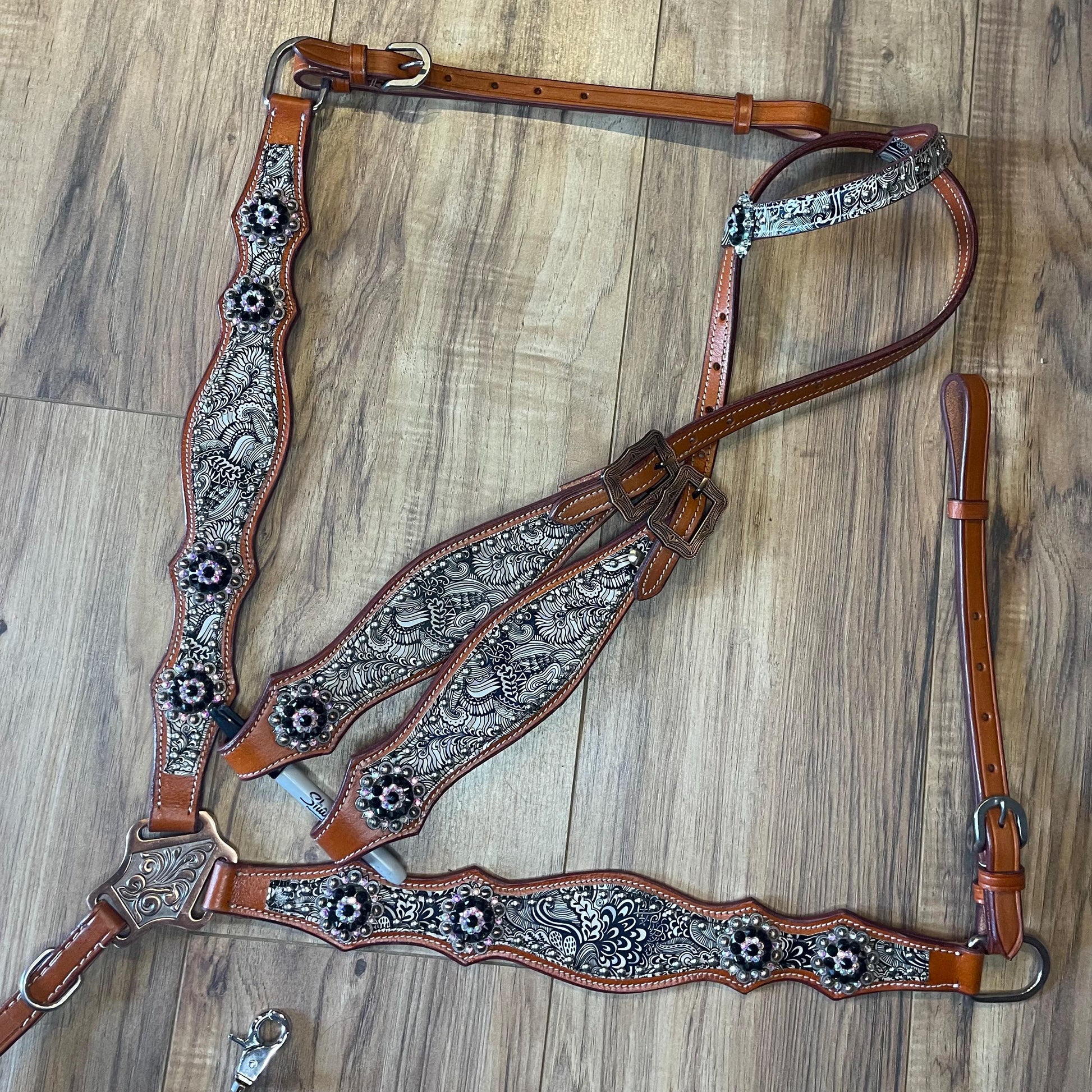 Made To Order B&W style one ear western tack set Headstall breast collar