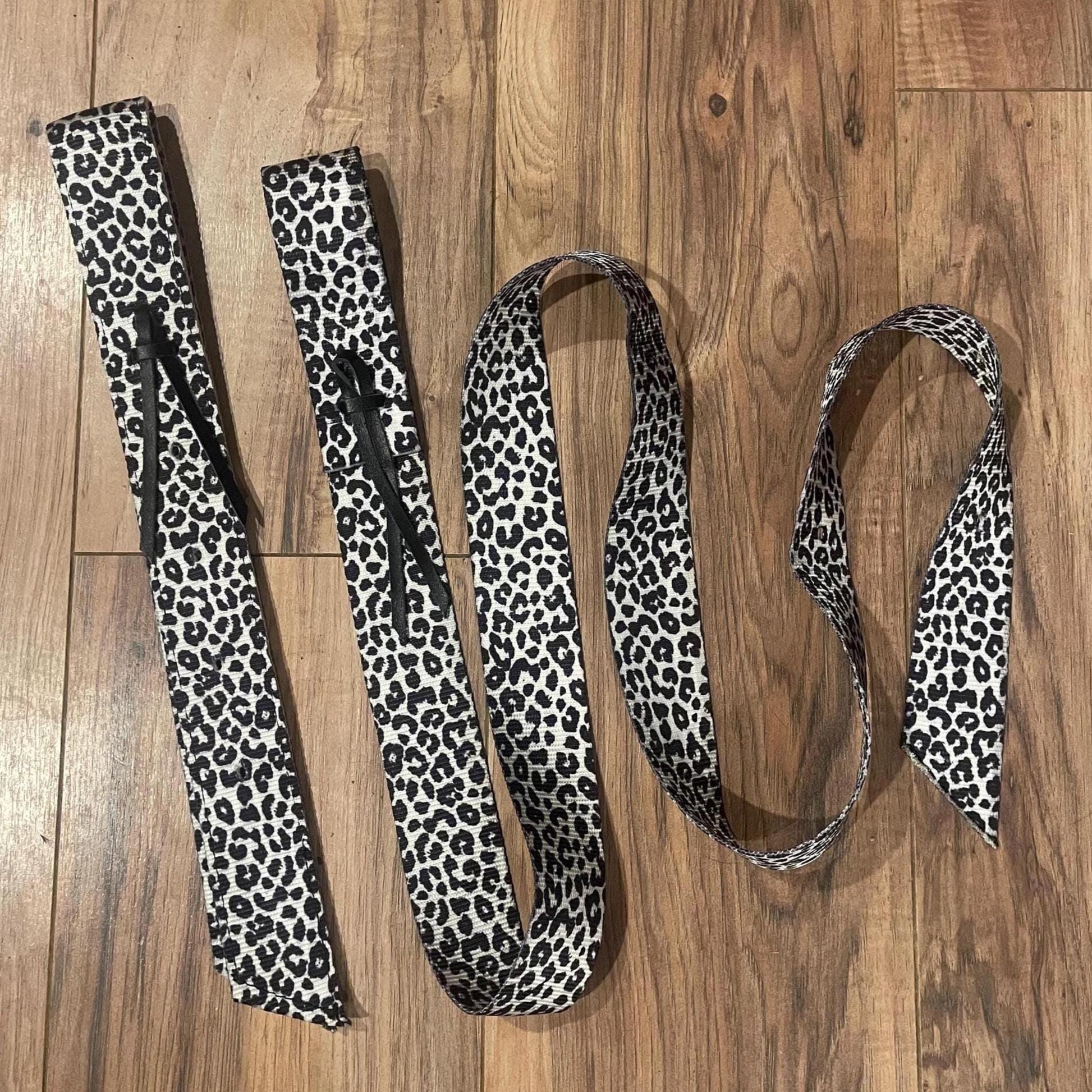 Latigo & Off Billet Set - BW Cheetah