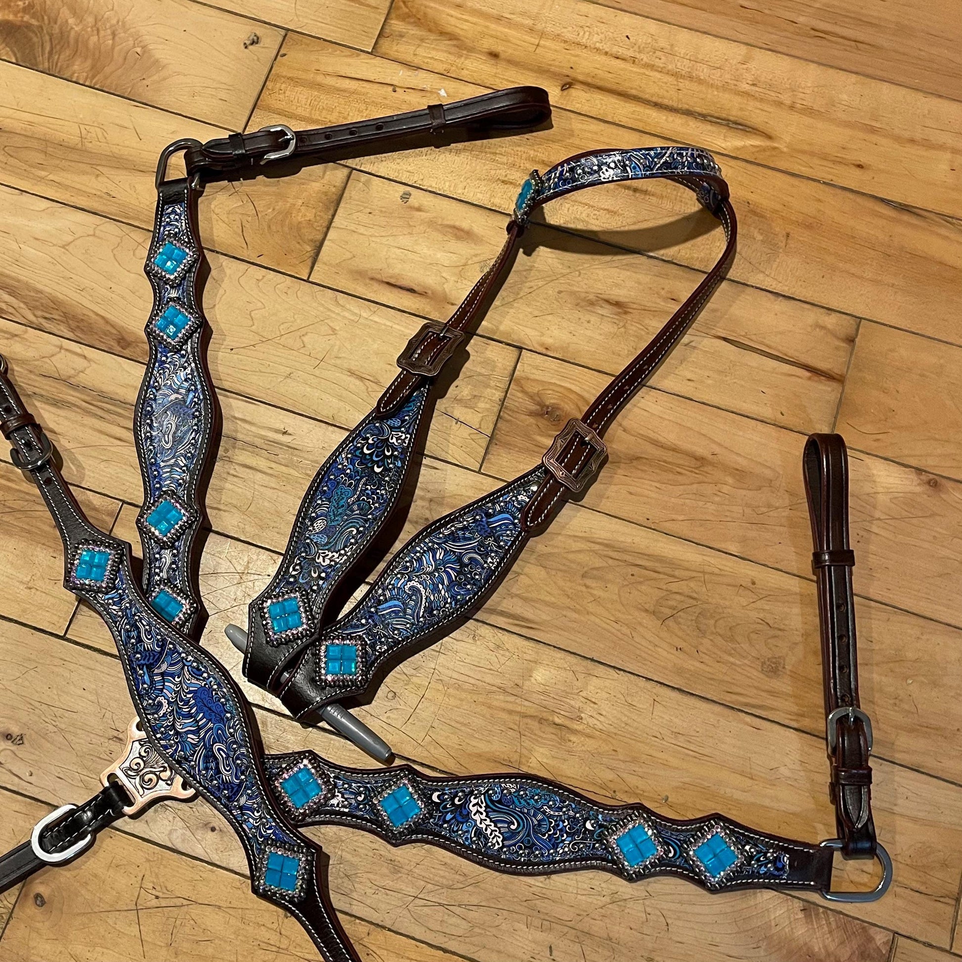 Made to Order dark brown leather blue paisley Western Tack Set barrel racing tack set