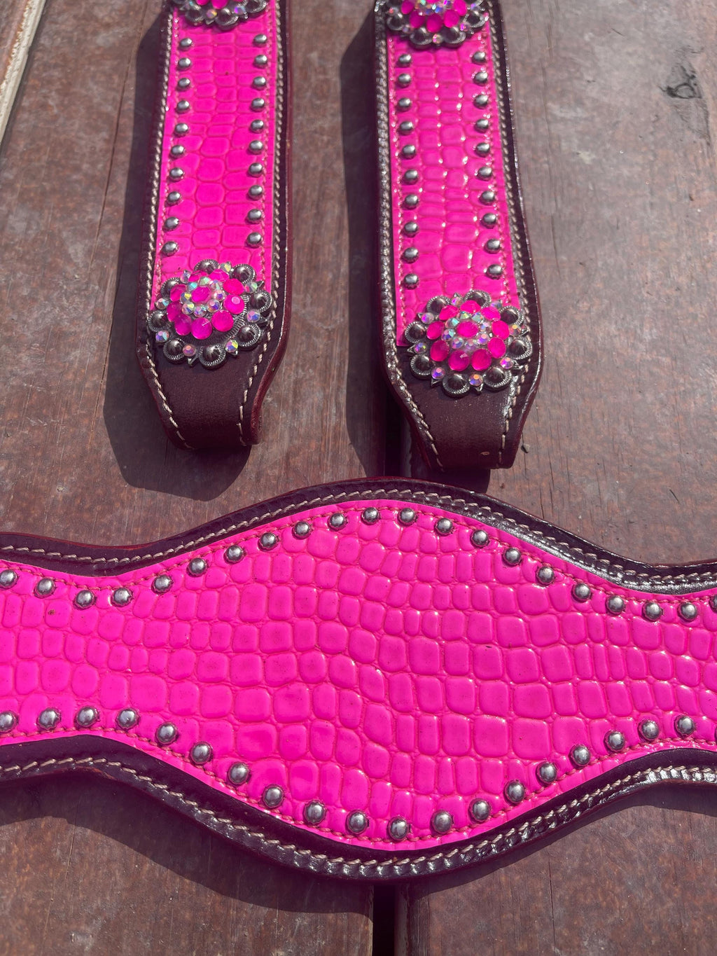 Hot Pink print Leather Bronc Halter Pieces