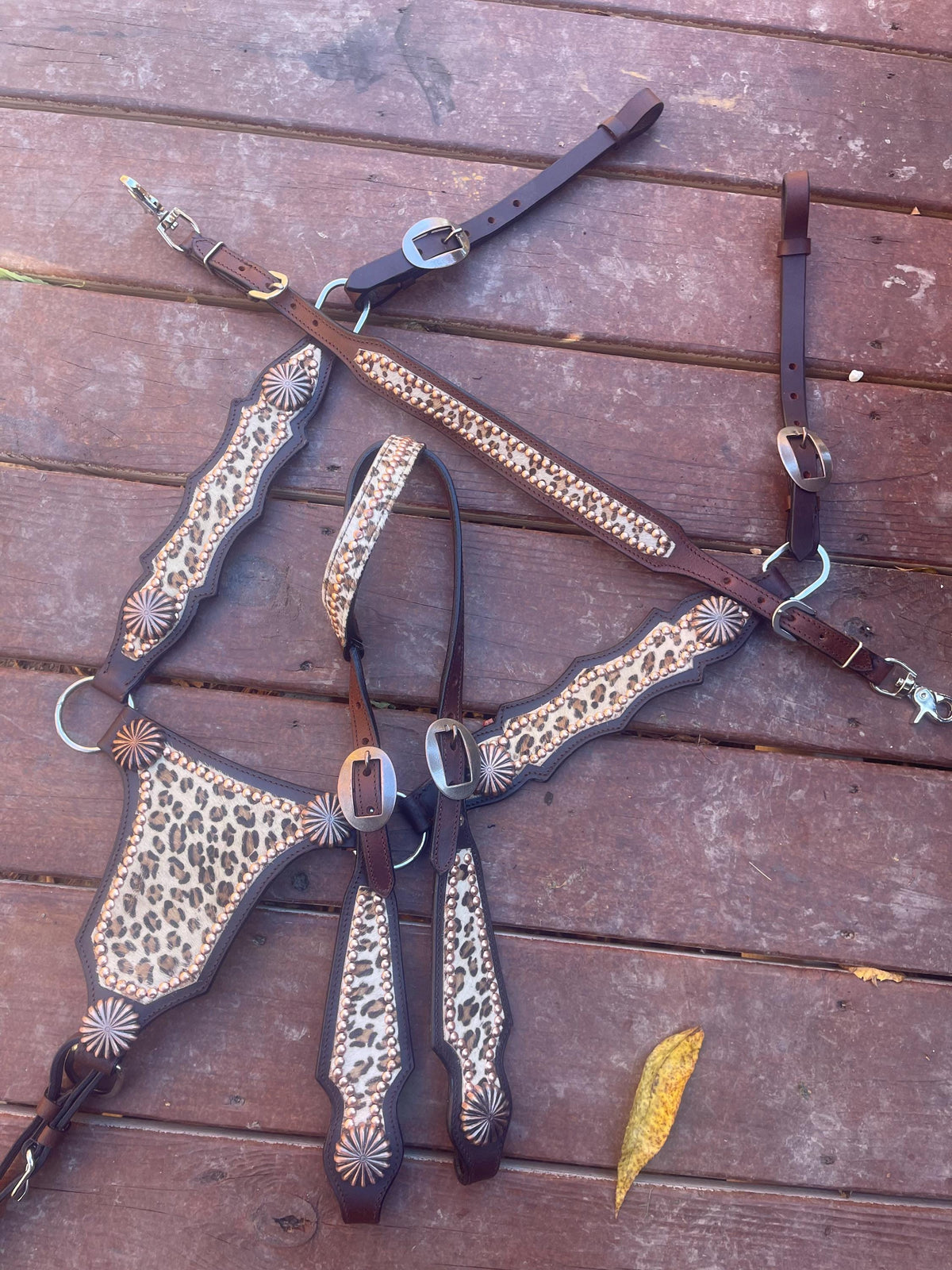 cheetah Western Barrel Racing Tack Set, breastplate, headstall