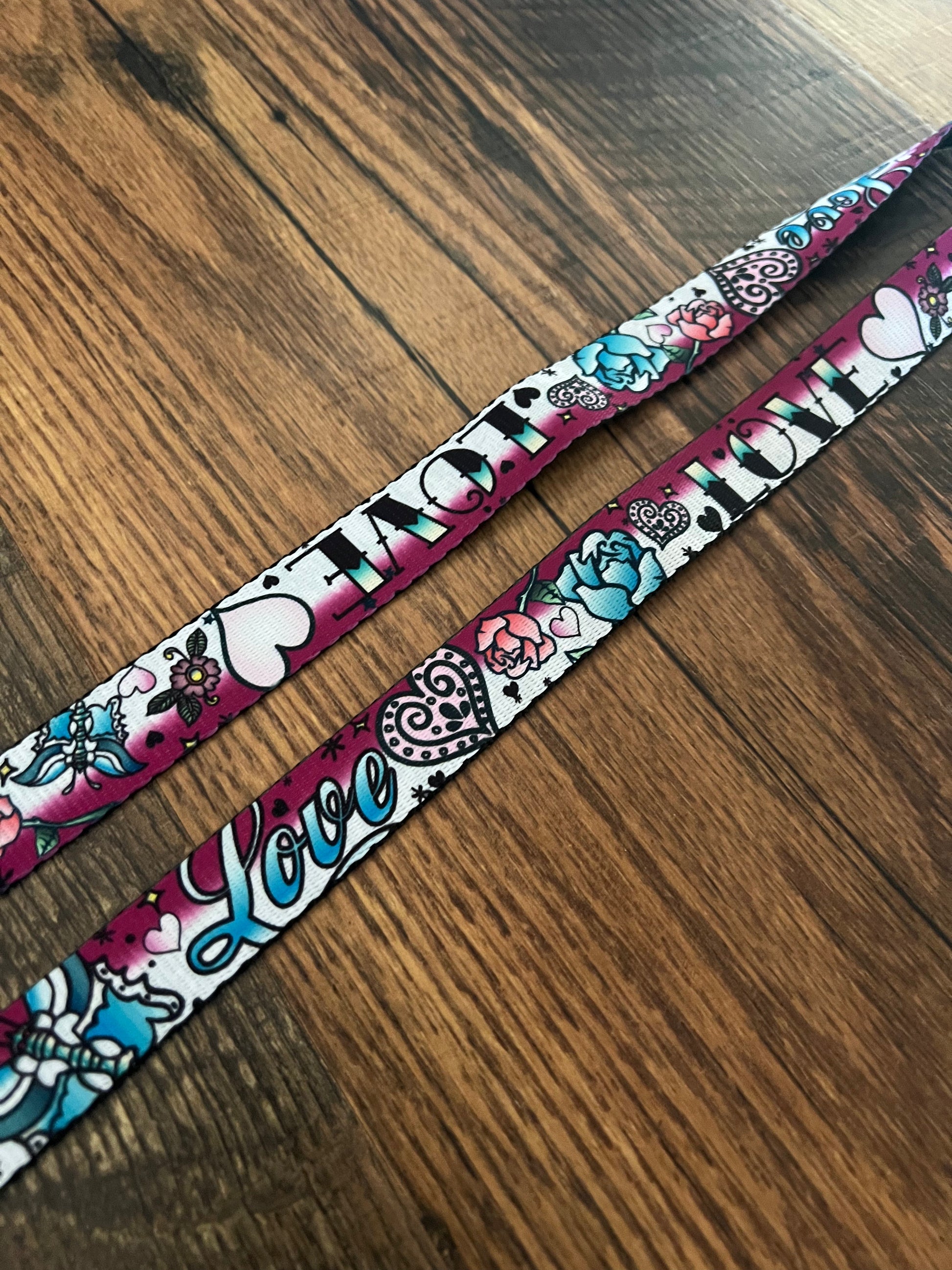 Buckle down Dog Leash - Love Leash 4ft