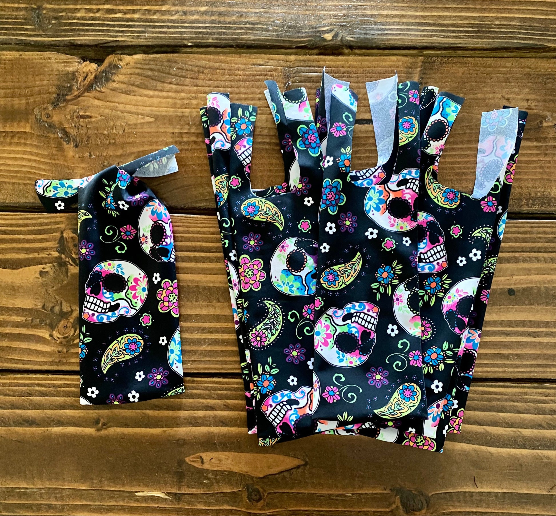 Sugar Skull - 10 Two-String Mane Bags