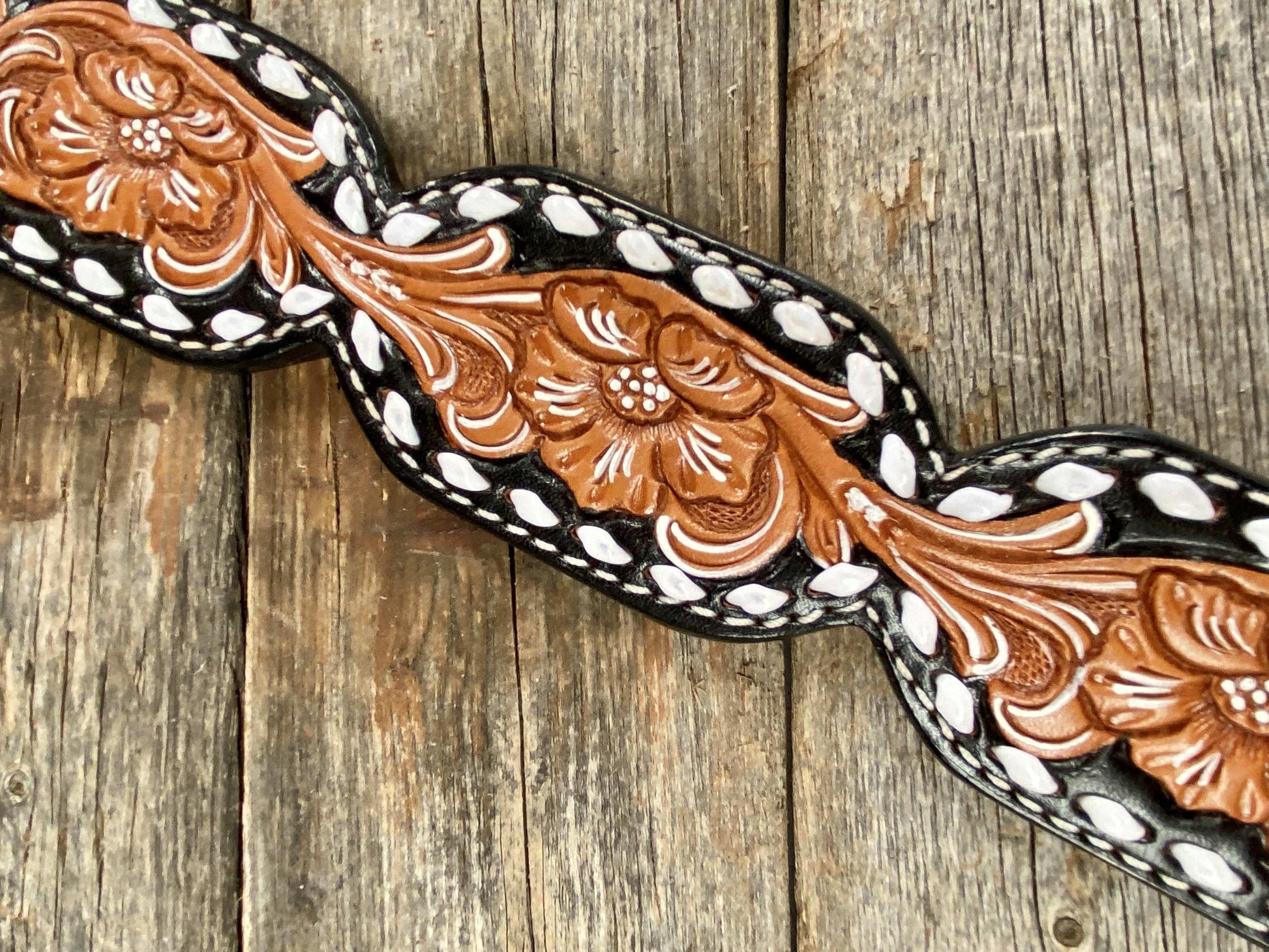 Floral Tooled Buckstitch Breastcollar