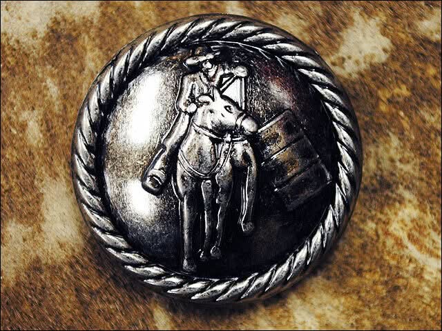 Western Screw Back Concho Barrel Racer Round Saddle Bling